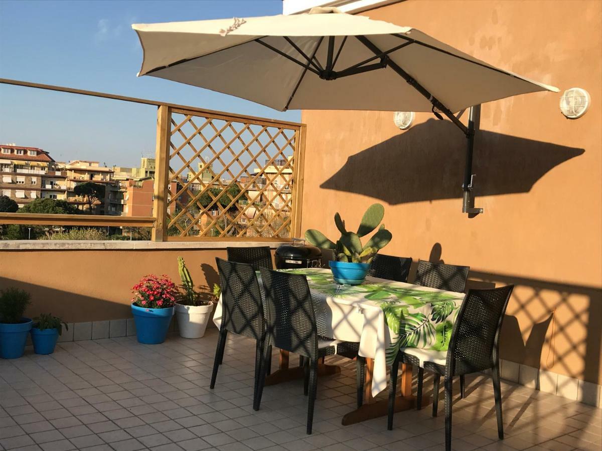 Апартаменти Rome On The Beach Лідо-ді-Остія Екстер'єр фото